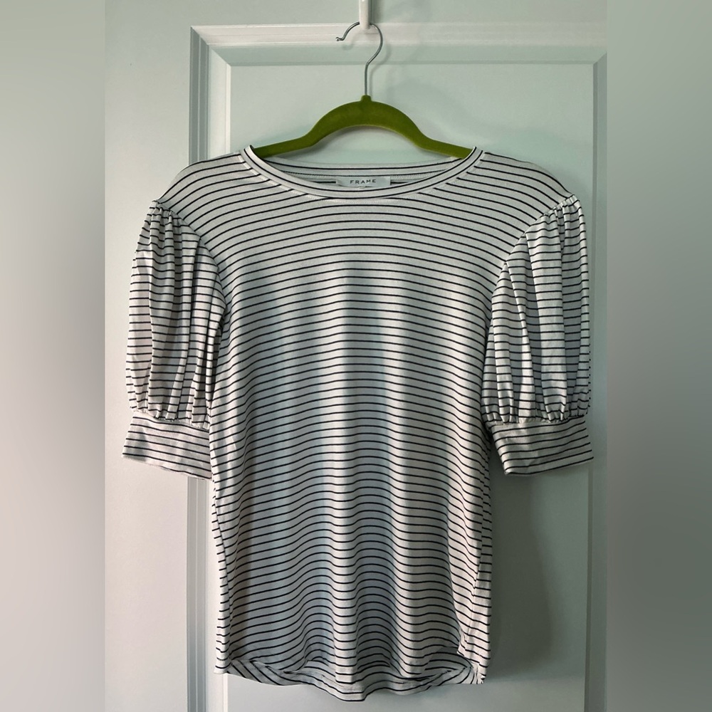 FRAME Women’s Puff Sleeve Tee Lightweight Stripes White Black Size Small